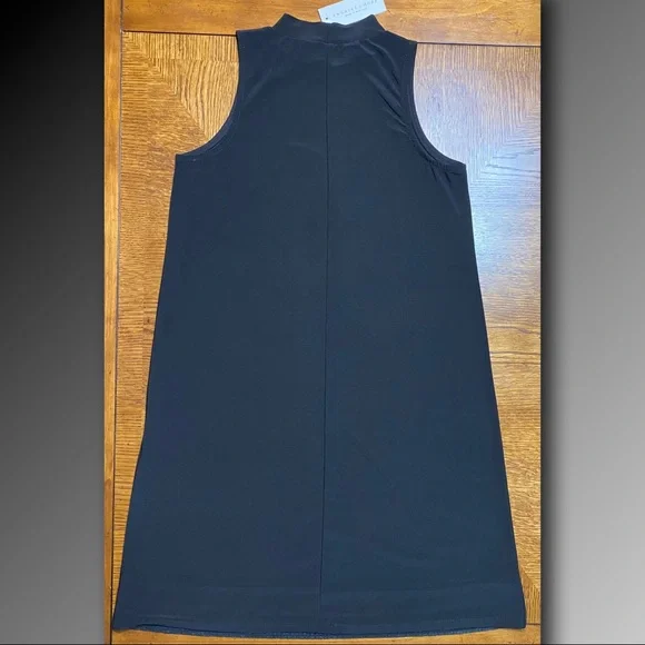 Annalee & Hope Embellished Hemline Sleeveless Black Dress
Size XS - Picture 4 of 15